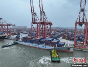 泰国榴莲登陆广州海事部门护航运输船舶快速进港