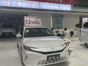 为什么上海再推外牌旧车置换补贴，还加大了对燃油车支持力度？