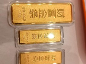 金饰价突破960元！批发城金条卖断货，商家：金价涨太快越卖越亏
