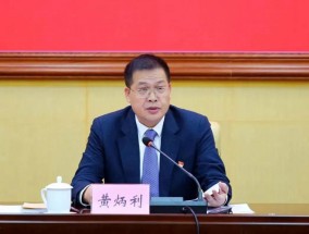 巡察组进驻2天后，曾当过市委秘书长的黄炳利，任上被查
