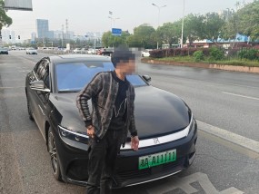 年轻小伙为“装”一下给车牌换5个“1”，首次上路就被长沙交警查获
